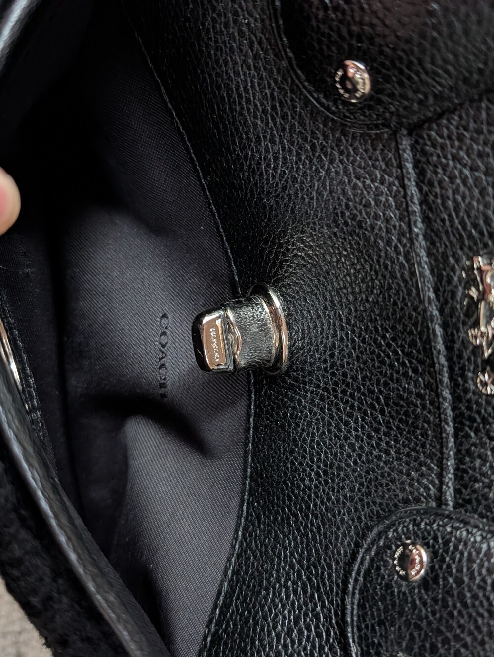 Coach Rhyder 30 Black Leather & Shearling Duffel Satchel - Picture 11 of 14